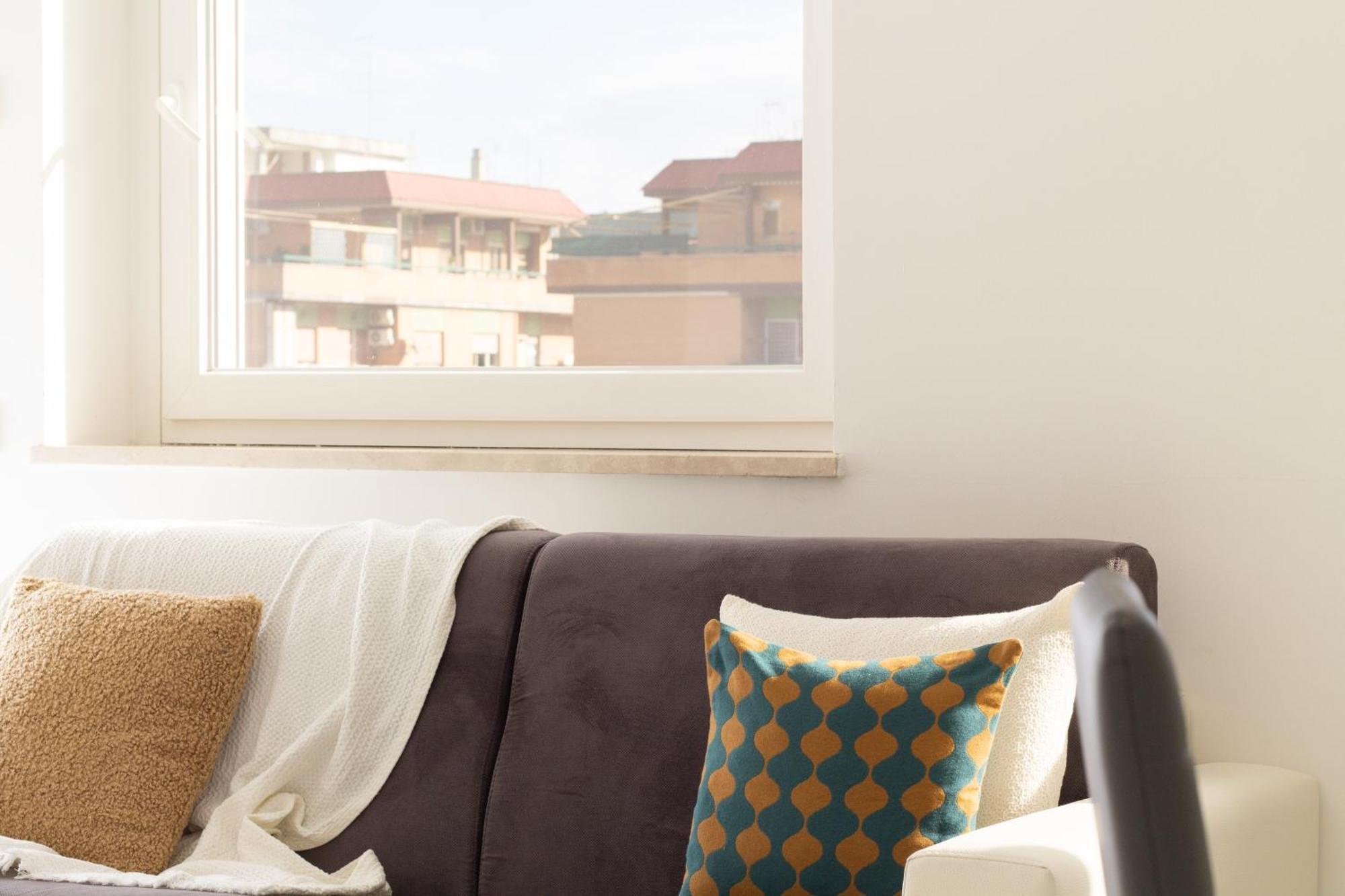 Sky Suite Blue Pomezia Luaran gambar